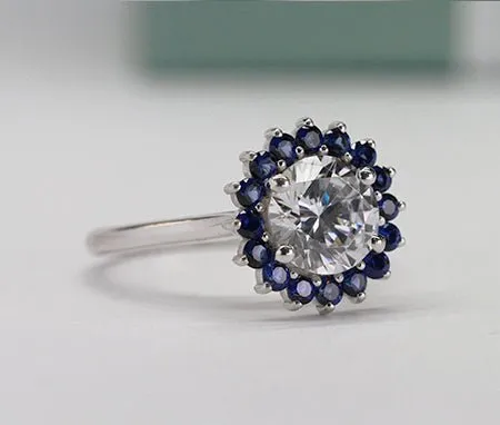 Dicentra Moissanite Matching Band for Round Center (Band Only. Engagement Ring Not Included)