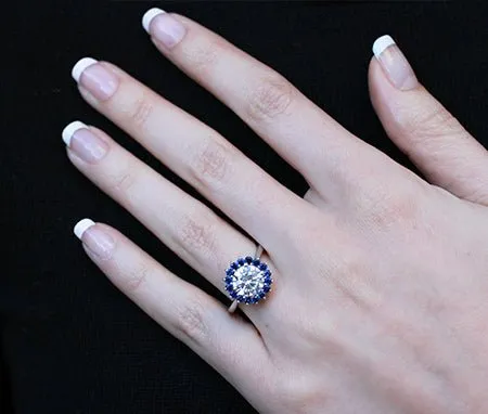 Dicentra Moissanite Matching Band for Round Center (Band Only. Engagement Ring Not Included)