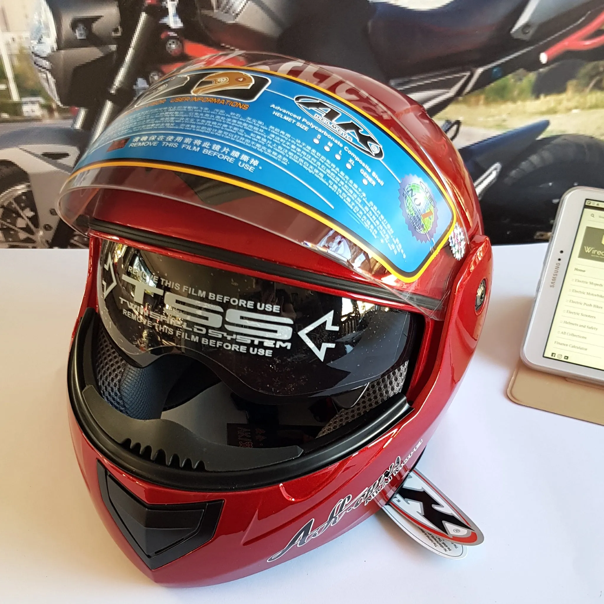 Motor Bike Helmet Full Face WH1 Red
