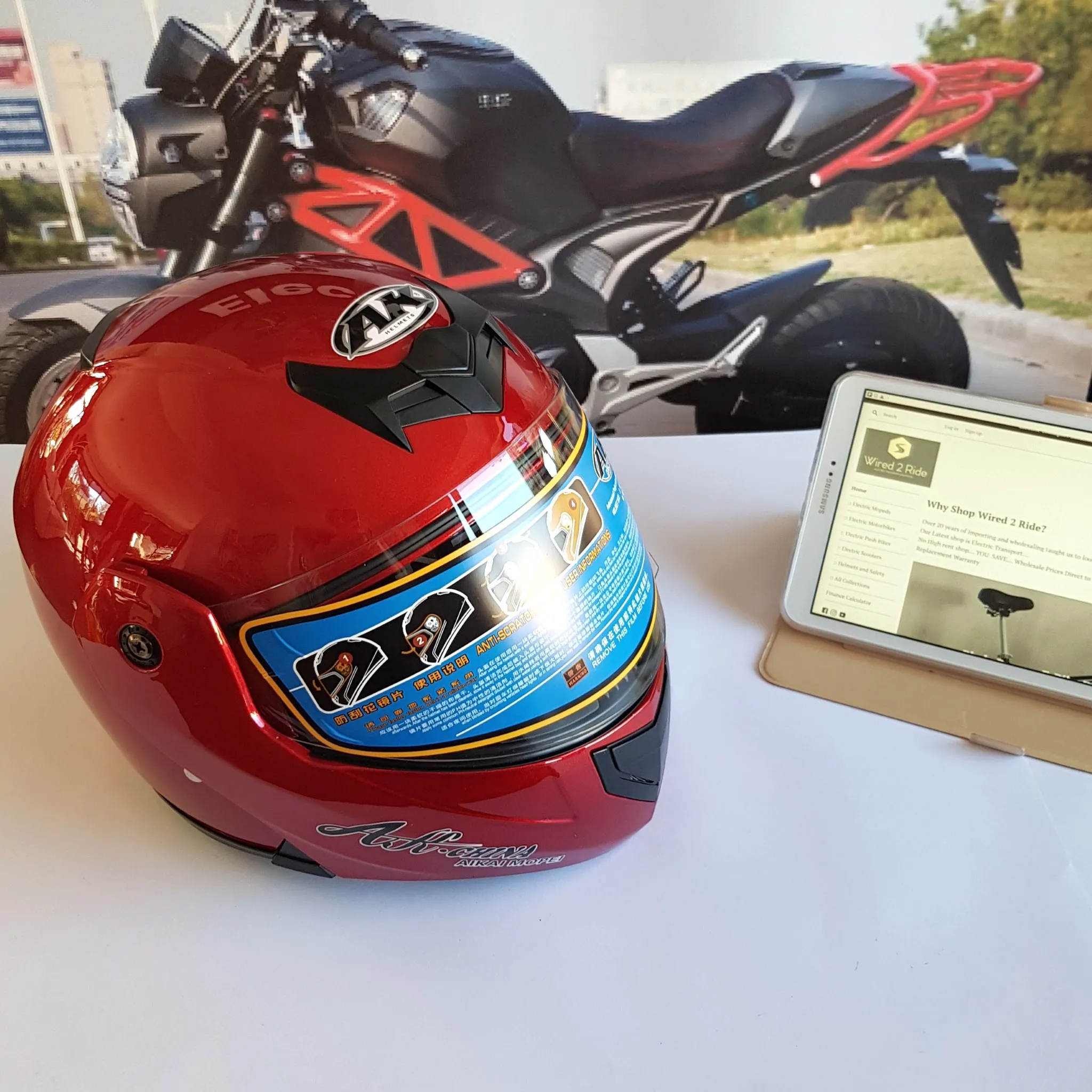 Motor Bike Helmet Full Face WH1 Red