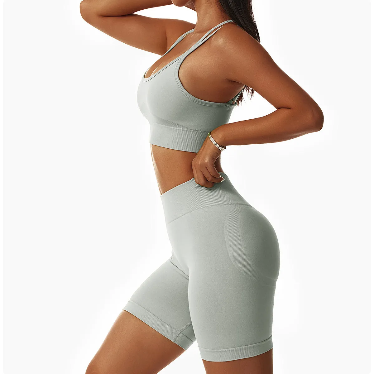 Pretty Seamless Short (8 inches)